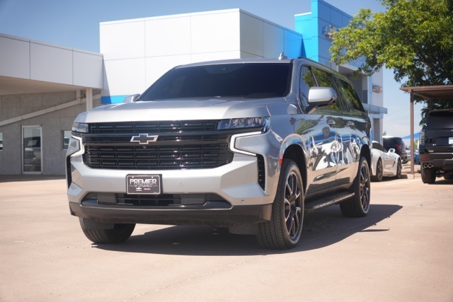 2023 Chevrolet Suburban RST photo 8
