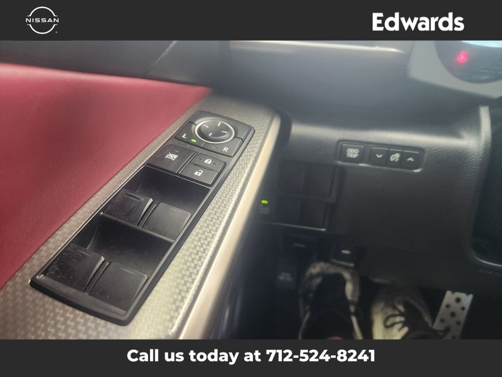 2016 Lexus IS 350 photo 22