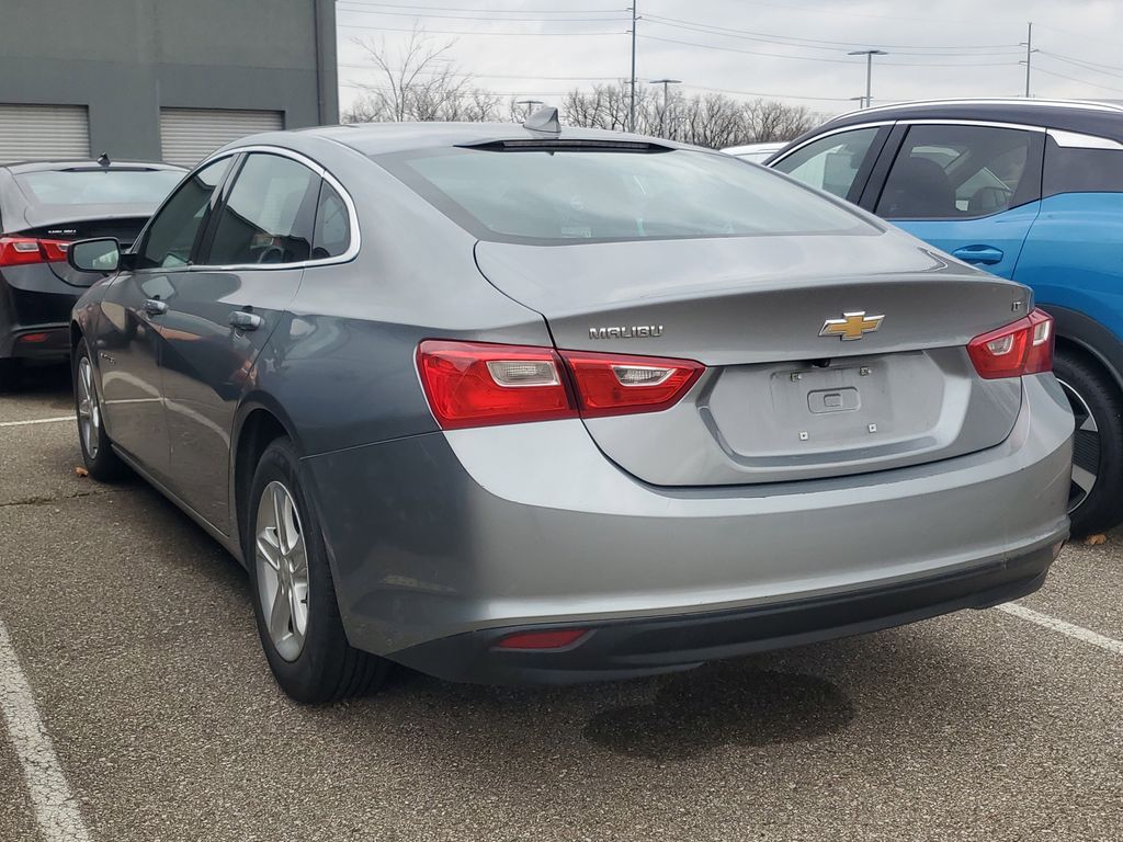 2023 Chevrolet Malibu 1LT photo 3