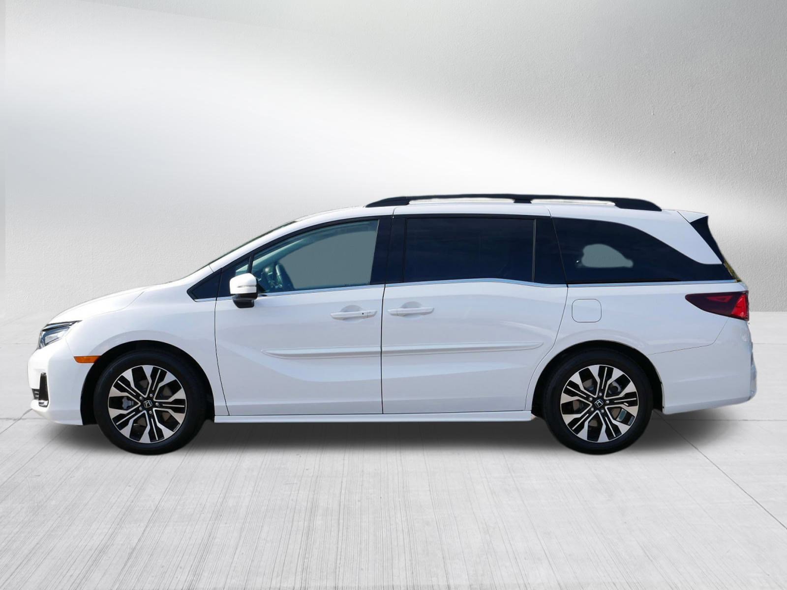 2025 Honda Odyssey Elite photo 4