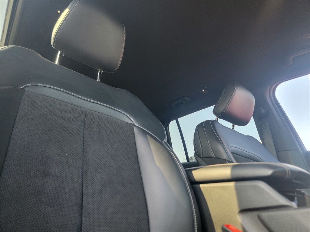 2025 Jeep Grand Cherokee Altitude photo 14