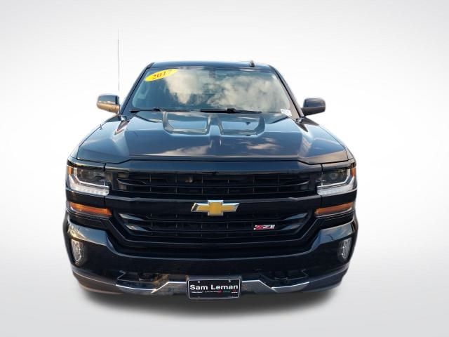 2017 Chevrolet Silverado 1500 LT photo 4