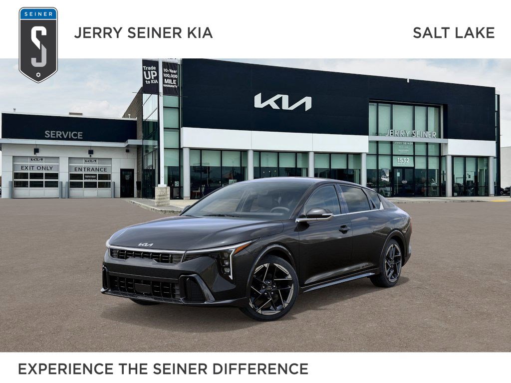2025 Kia K4 GT-Line's photo