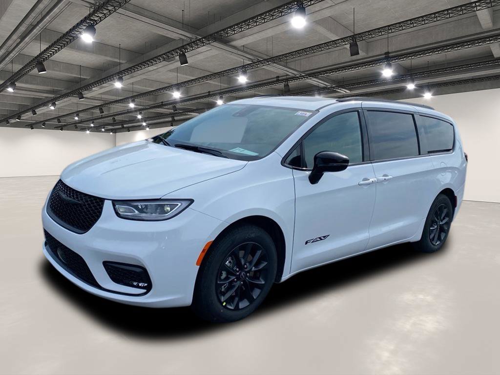 2025 Chrysler Pacifica photo 2