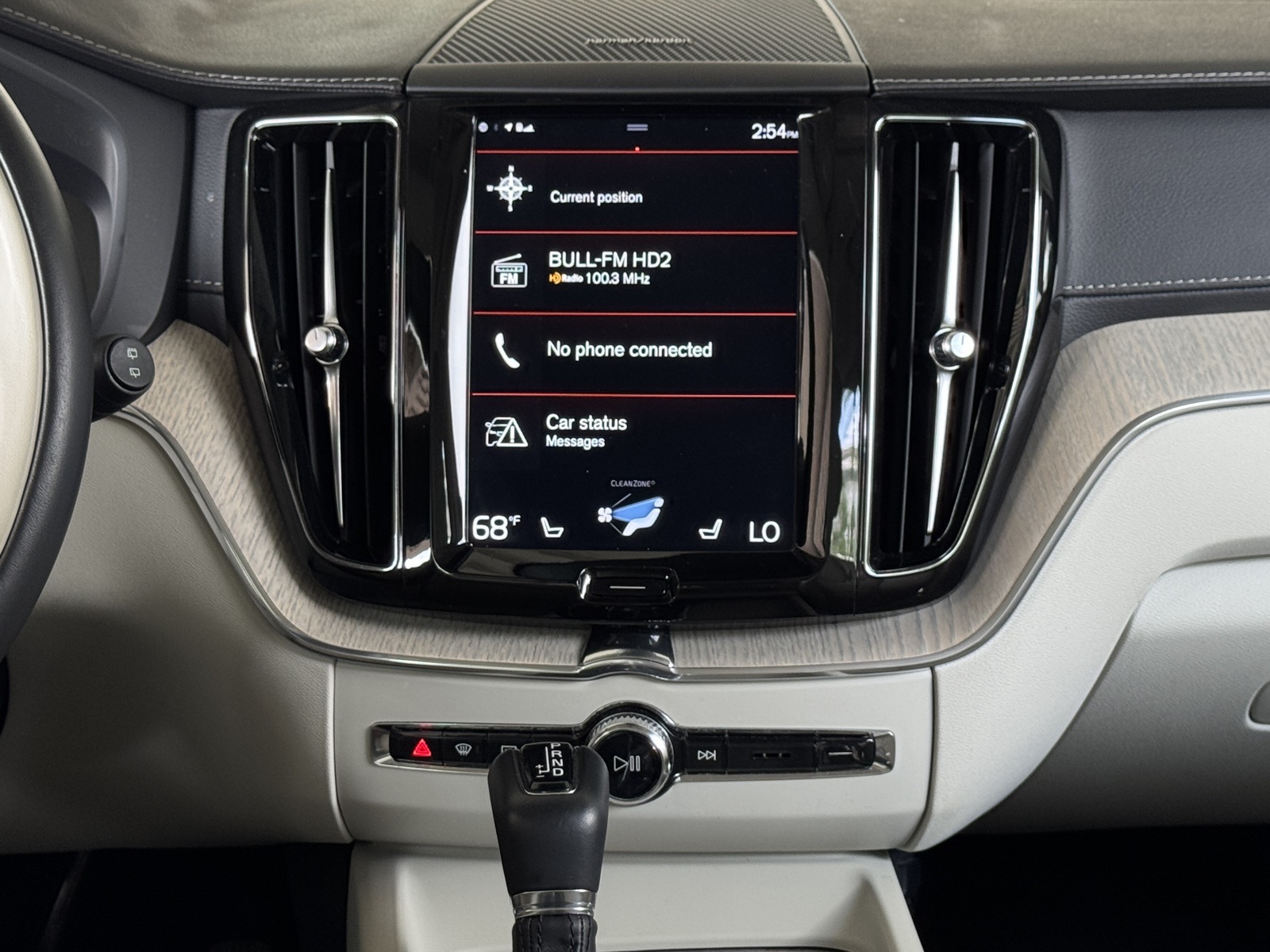 2020 Volvo XC60 T5 Inscription photo 4