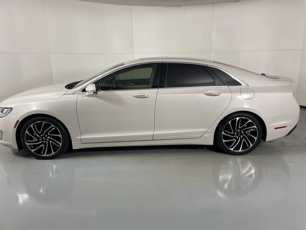 2020 Lincoln MKZ Hybrid Reserve photo 5