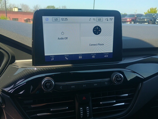 2025 Ford Escape ST-Line photo 14