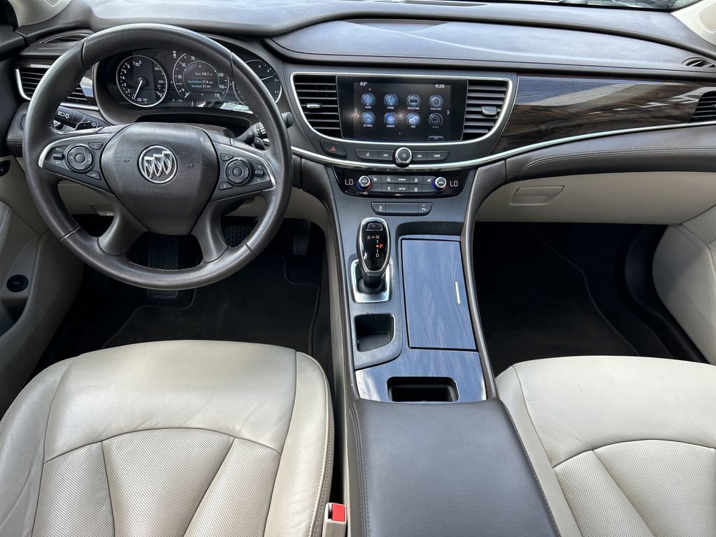 2017 Buick LaCrosse Essence photo 12