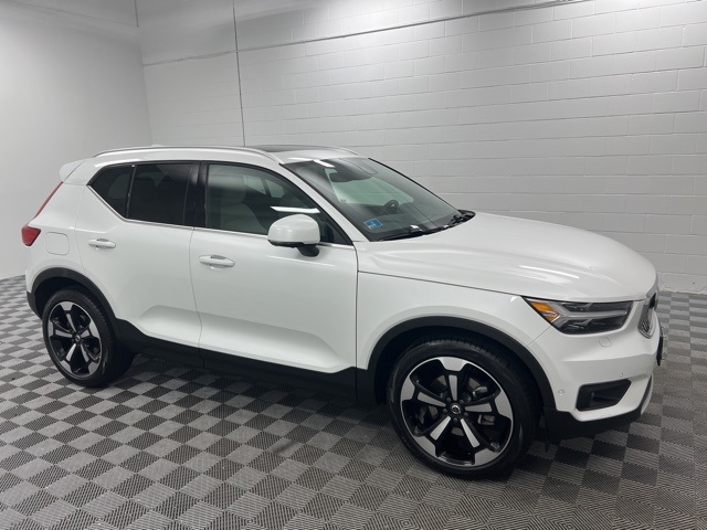2019 Volvo XC40 T5 Inscription photo 4