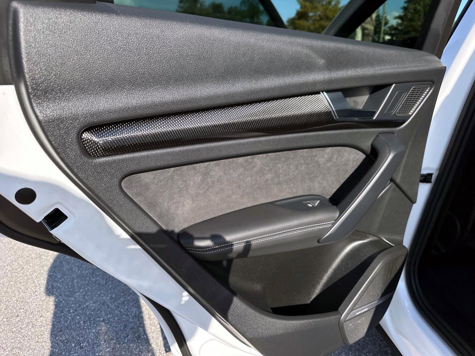 2023 Audi SQ5 Premium Plus photo 12