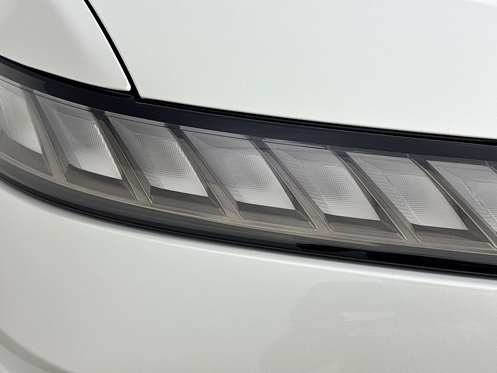 2026 Infiniti QX80 Sensory photo 34