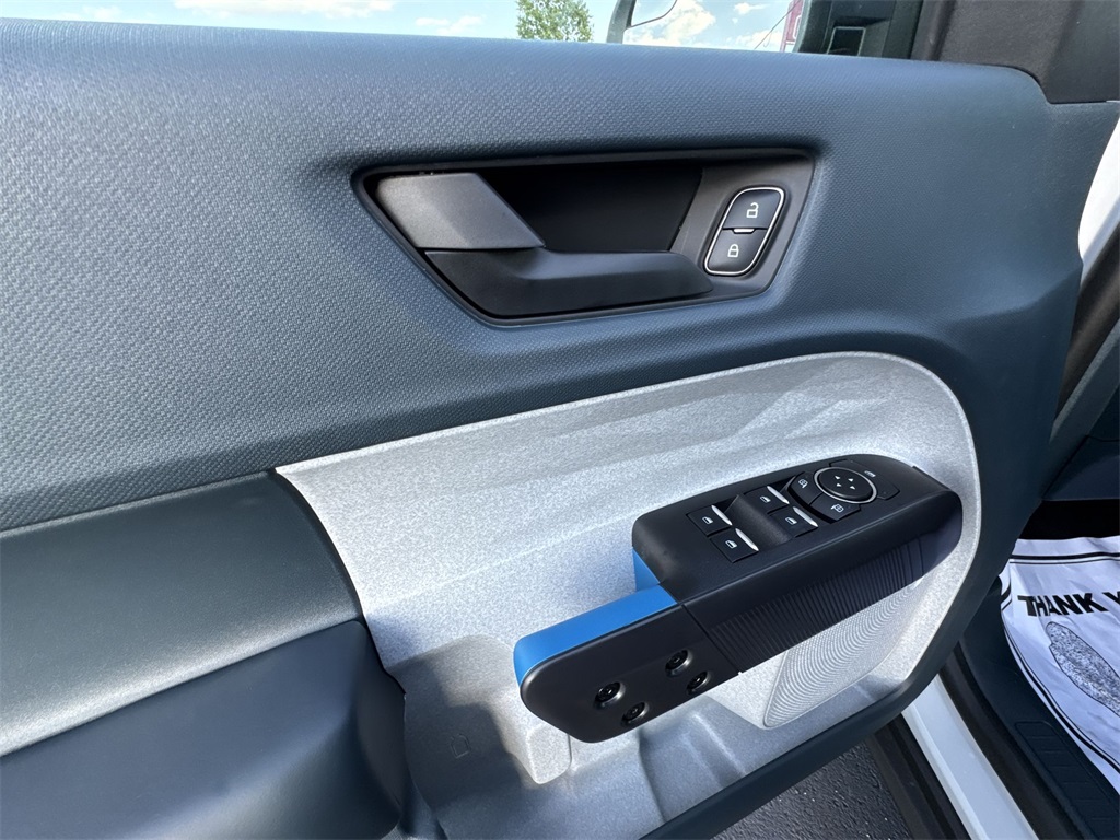 2025 Ford Maverick XLT photo 13