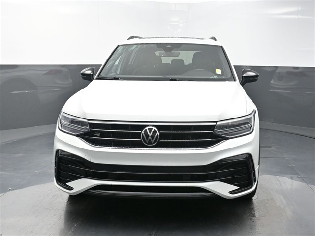 2022 Volkswagen Tiguan SE R-Line Black photo 2