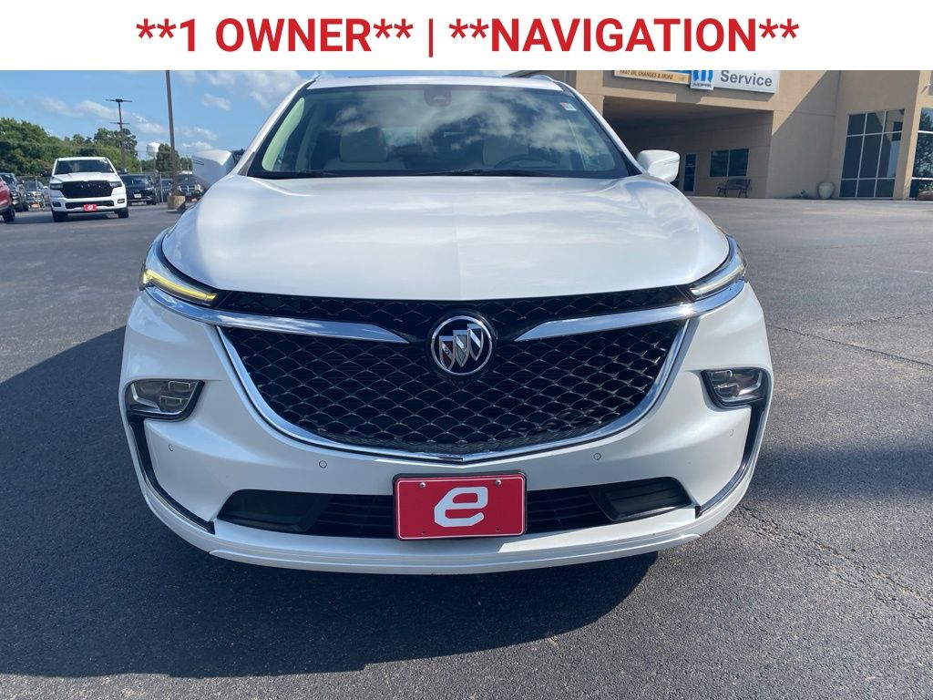 2022 Buick Enclave Avenir photo 2