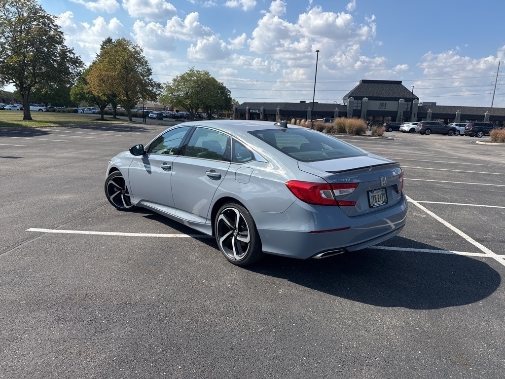2022 Honda Accord Sport photo 4