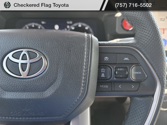 2025 Toyota Tacoma TRD Off-Road photo 15