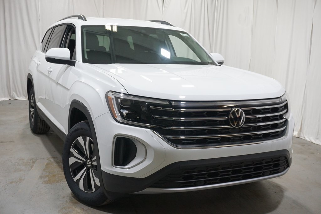 2025 Volkswagen Atlas SE photo 6