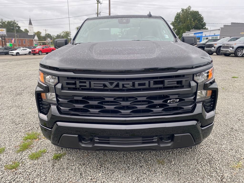 2024 Chevrolet Silverado 1500 Custom photo 7
