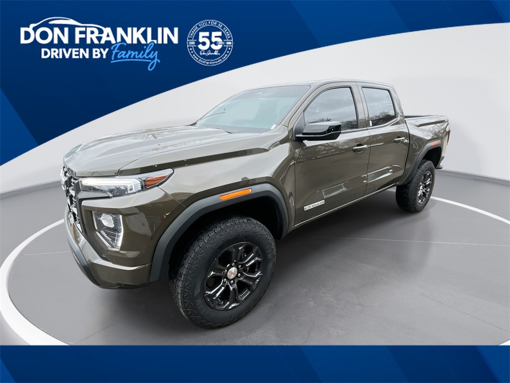 2023 GMC Canyon Elevation's photo