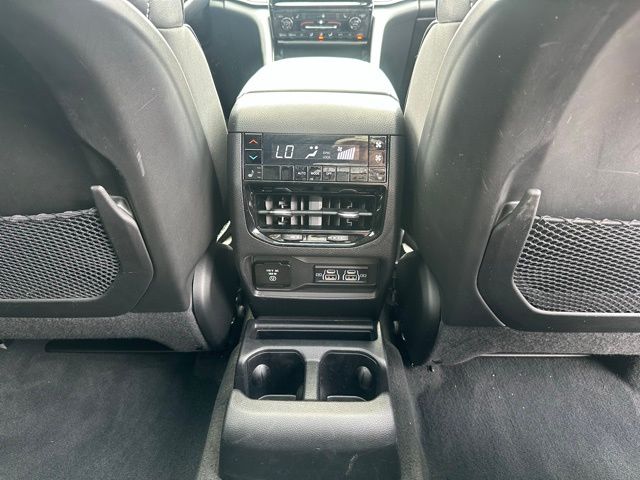 2022 Jeep Grand Cherokee Limited photo 33