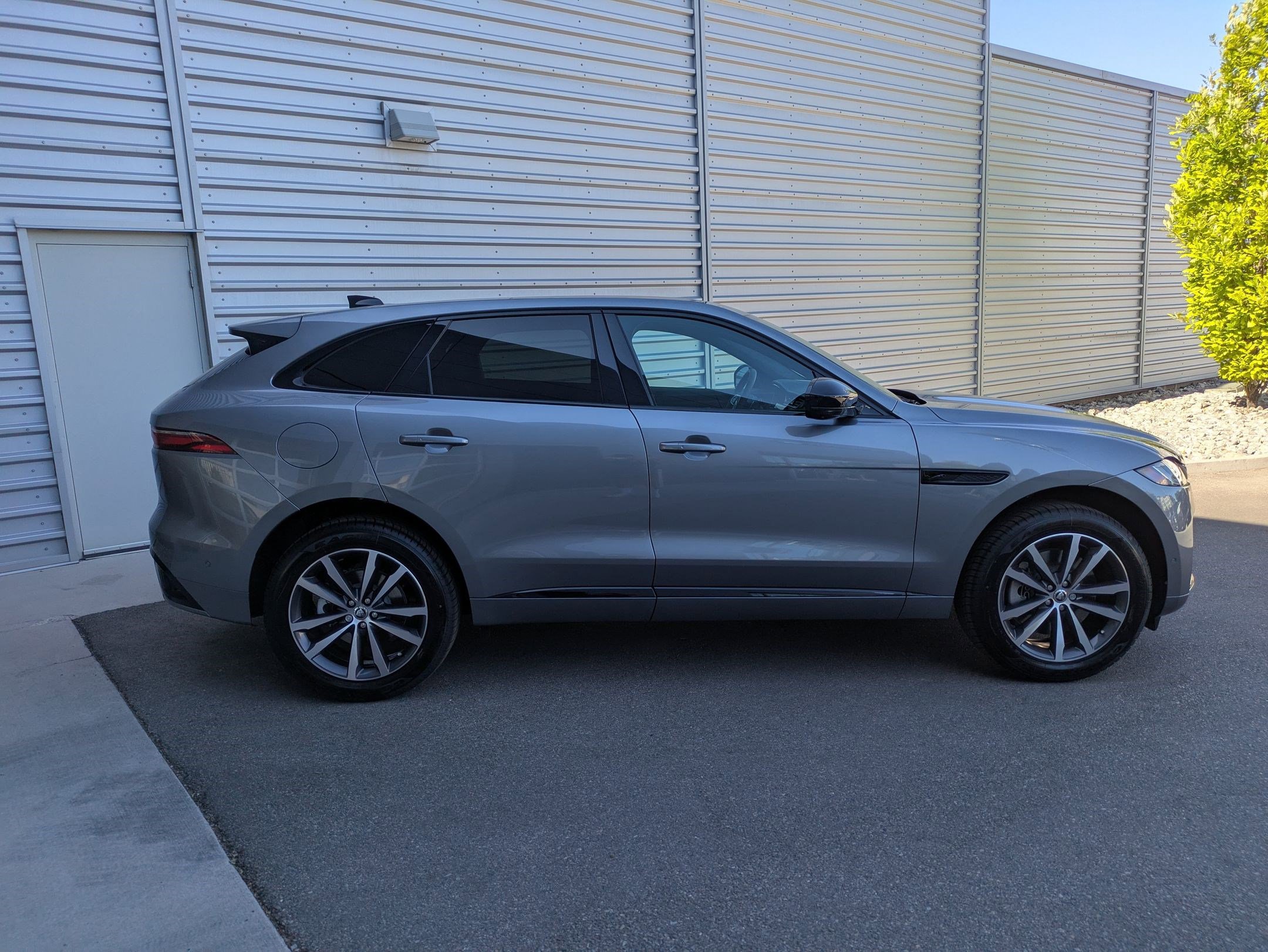 2026 Jaguar F-PACE P250 R-Dynamic S photo 6