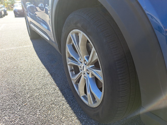 2023 Ford Explorer Limited photo 3