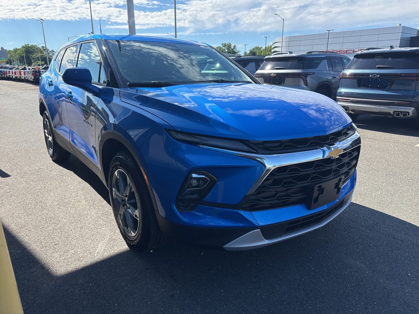 2025 Chevrolet Blazer 2LT photo 3