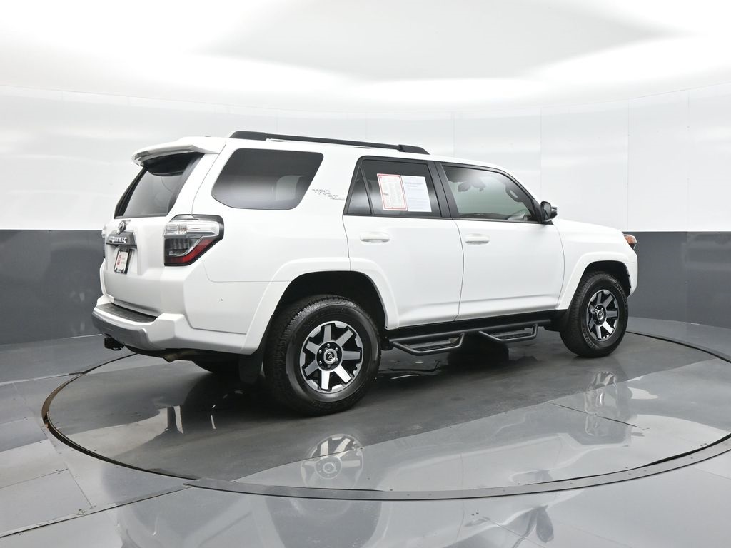 2024 Toyota 4Runner TRD Off-Road Premium photo 4