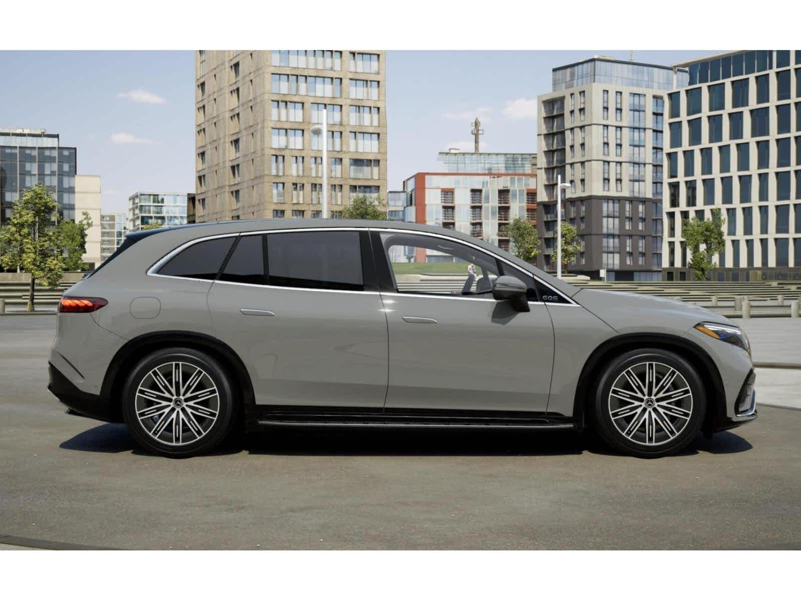 2026 Mercedes Benz 400 450 4MATIC photo 2