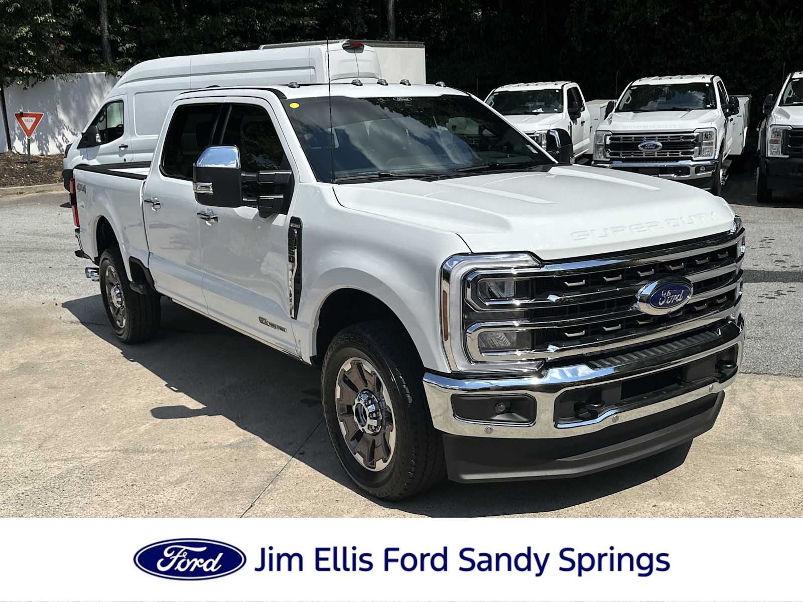 2025 Ford F-250 King Ranch photo 2