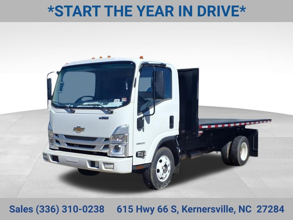 2024 Chevrolet Low Cab Forward Base's photo