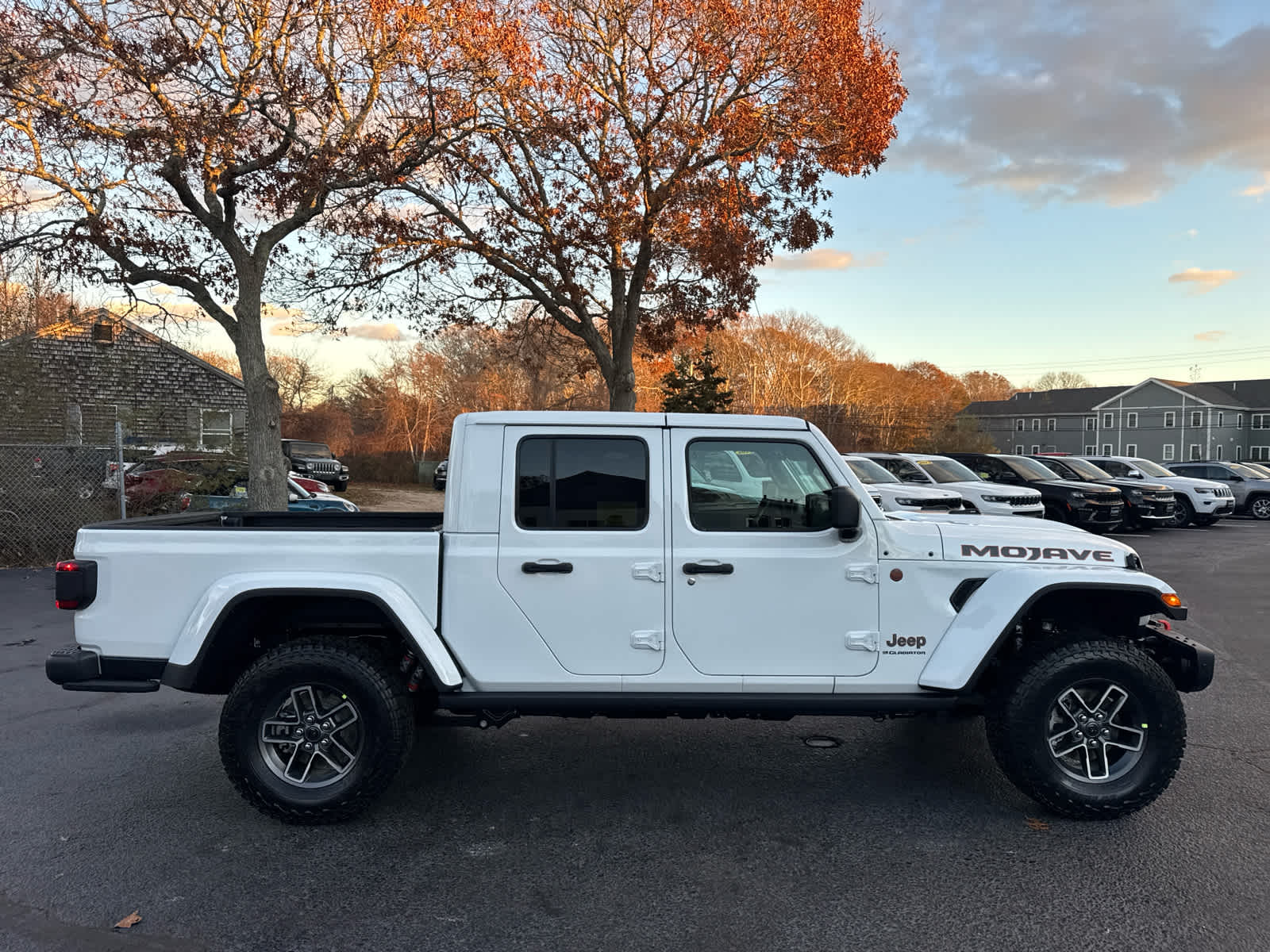 2026 Jeep Gladiator Mojave photo 2