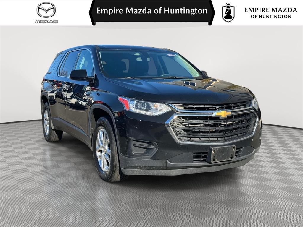 2019 Chevrolet Traverse LS's photo