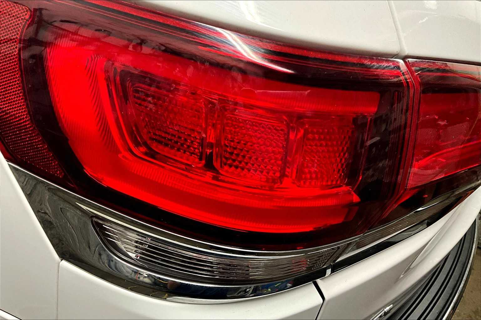 2020 Jeep Grand Cherokee Limited photo 22