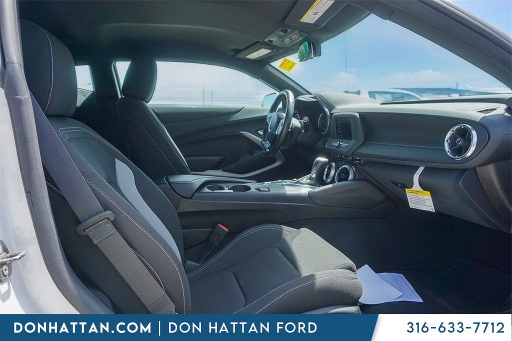2023 Chevrolet Camaro LT1 photo 17