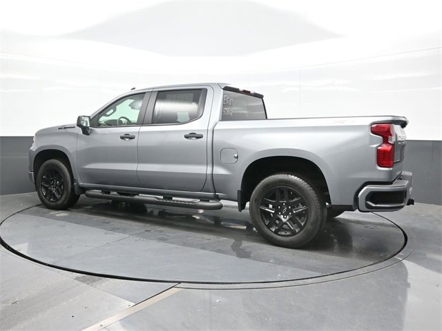 2026 Chevrolet Silverado 1500 Custom photo 3