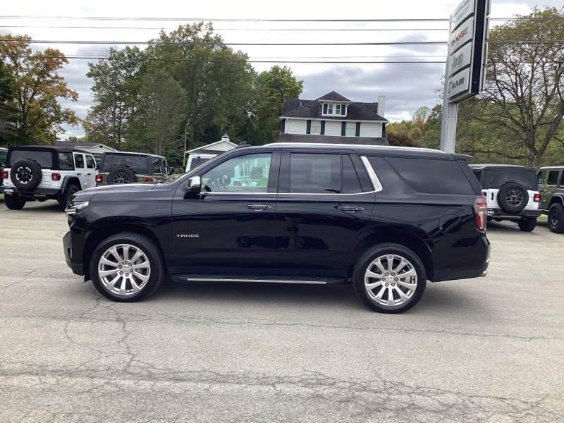 2023 Chevrolet Tahoe Premier photo 2