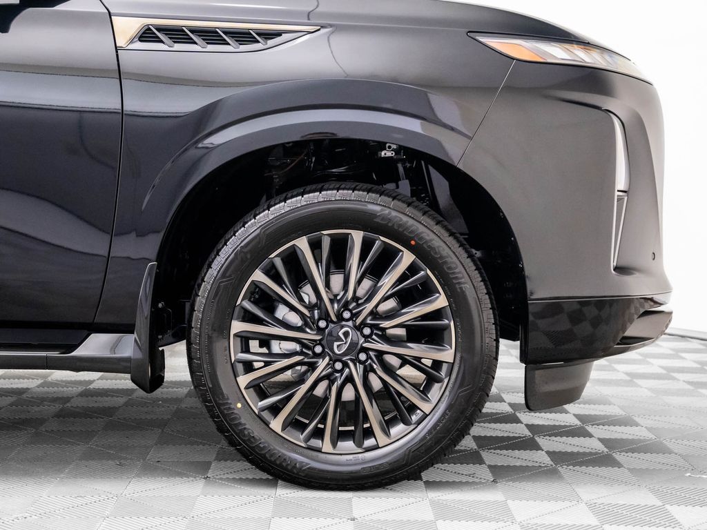 2026 Infiniti QX80 photo 31