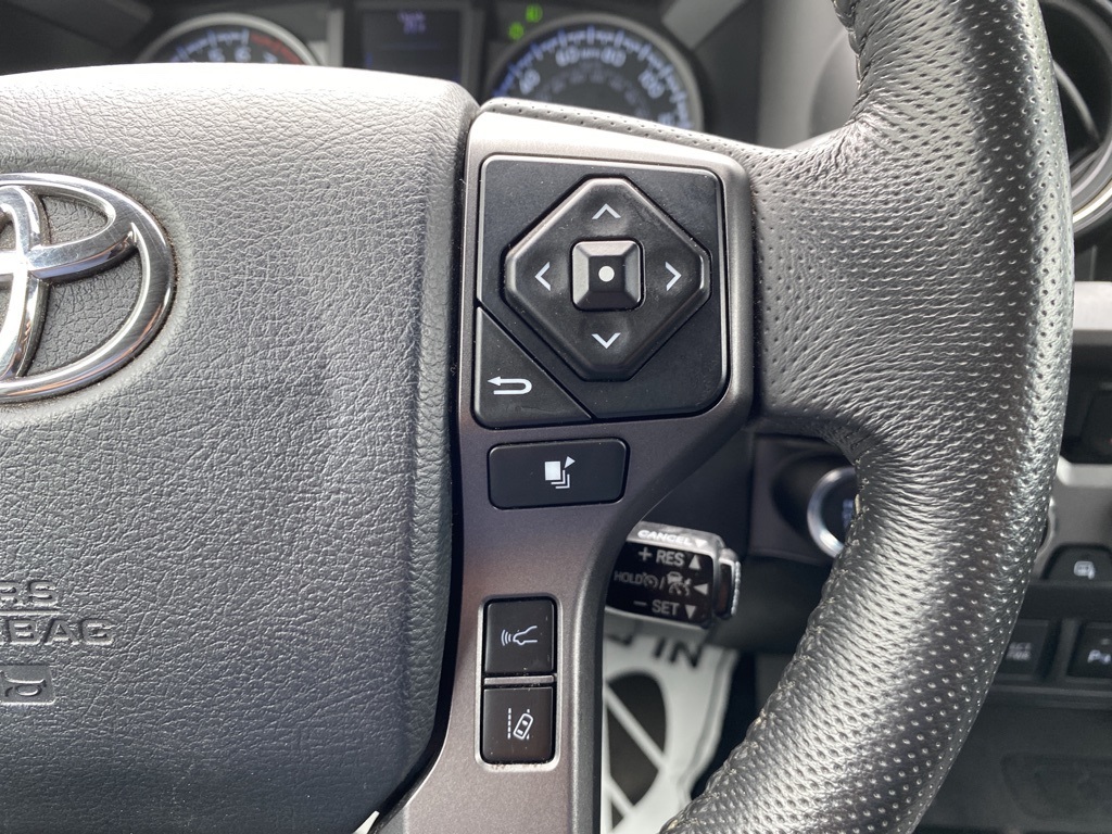 2020 Toyota Tacoma TRD Off-Road photo 29