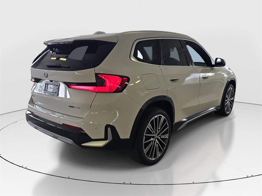 2025 Bmw X1 XDrive28i photo 3