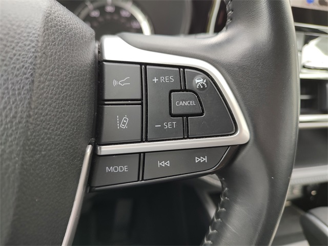 2024 Toyota Highlander LE photo 11