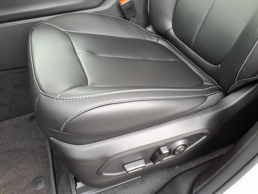 2025 Jeep Grand Cherokee Limited photo 8