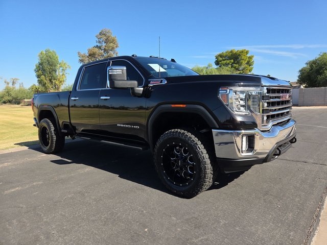 2023 GMC Sierra 2500HD SLT's photo