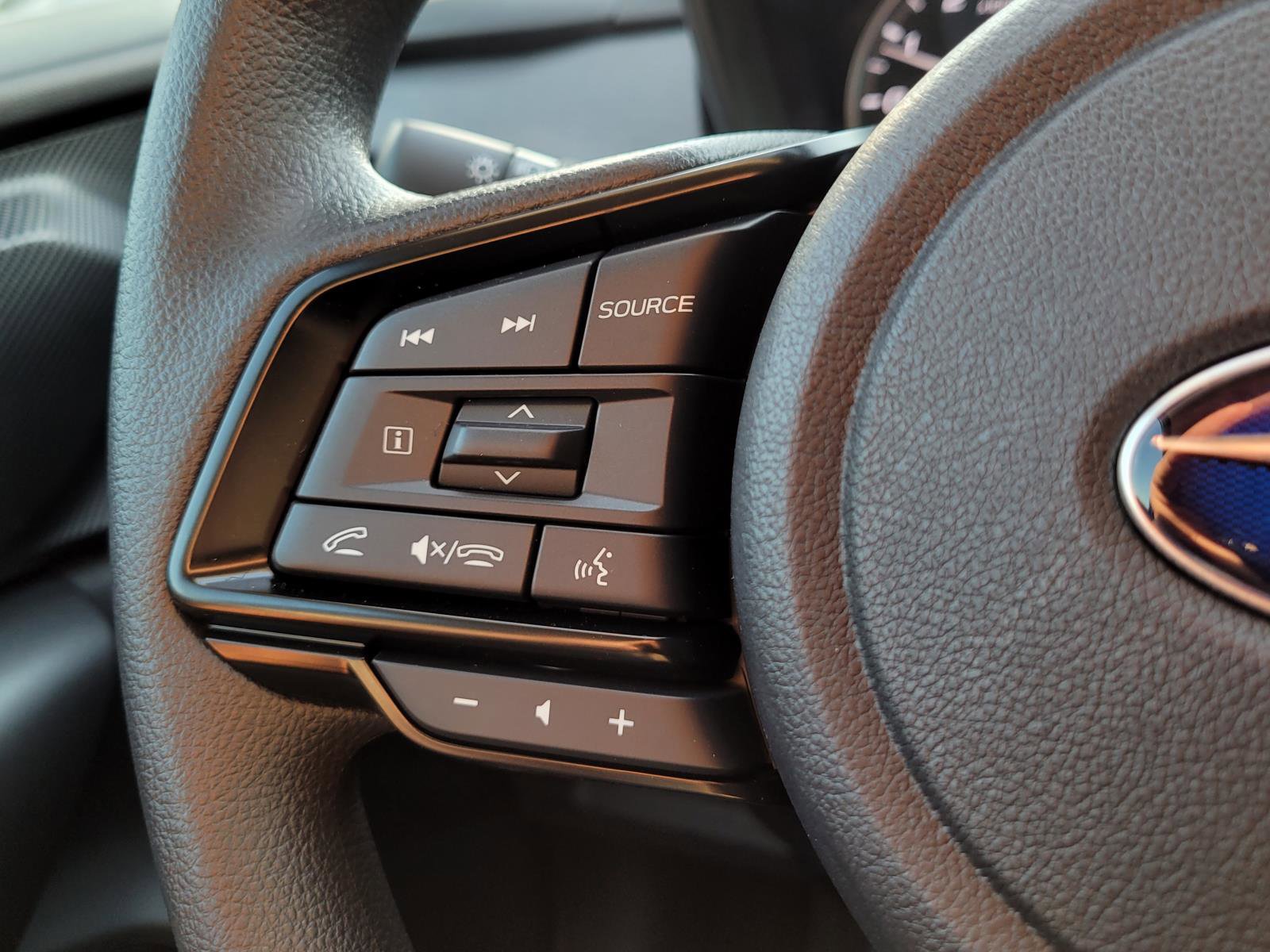 2025 Subaru Crosstrek Premium photo 7