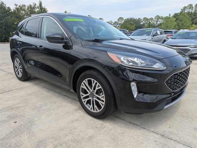 2022 Ford Escape SEL photo 2