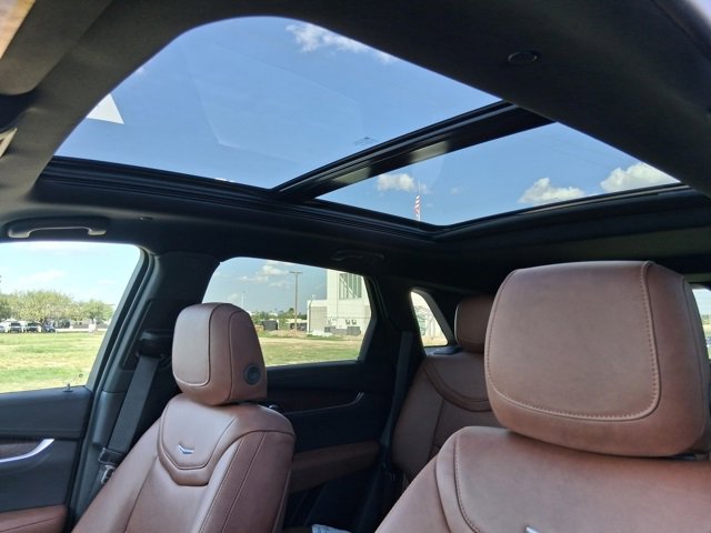 2025 Cadillac XT5 Premium Luxury photo 18