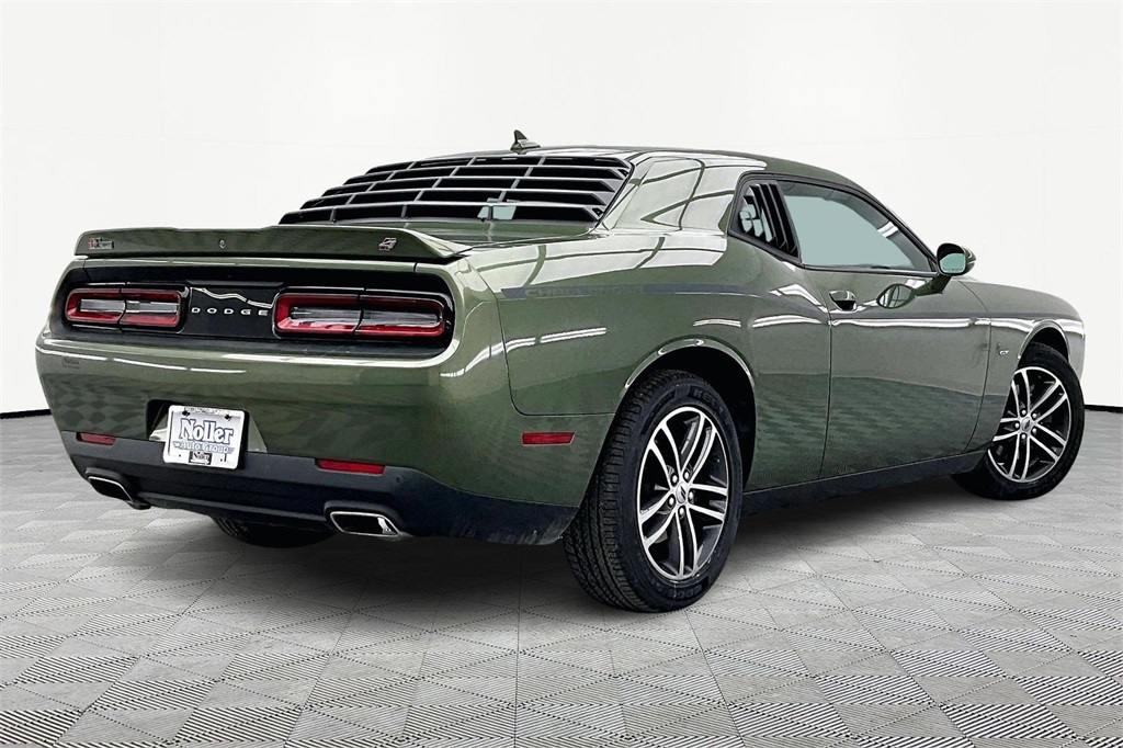 Used 2018 Dodge Challenger GT with VIN 2C3CDZGG0JH184236 for sale in Kansas City