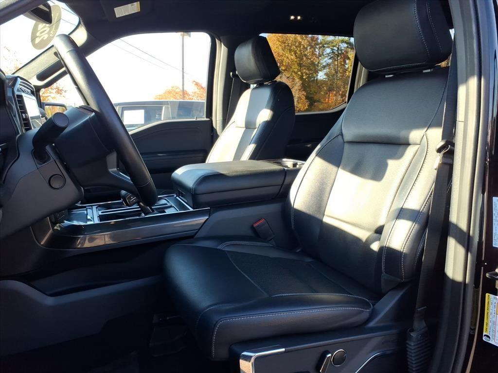 2023 Ford F-150 Lariat photo 2