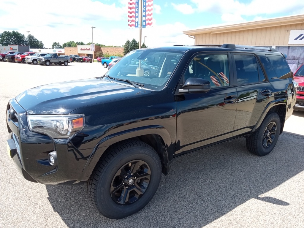 2023 Toyota 4Runner SR5 photo 11