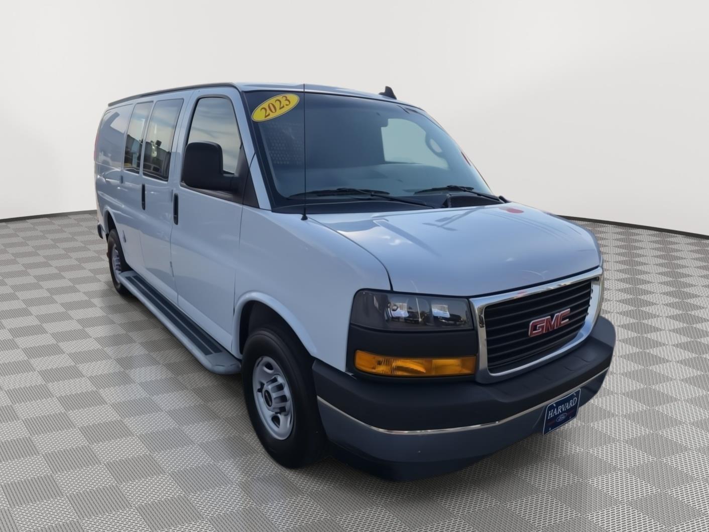 2023 GMC Savana Cargo Work Van's photo